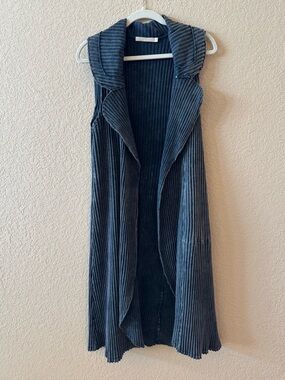 Testimony Los Angeles Acid Wash Vest, Size XL